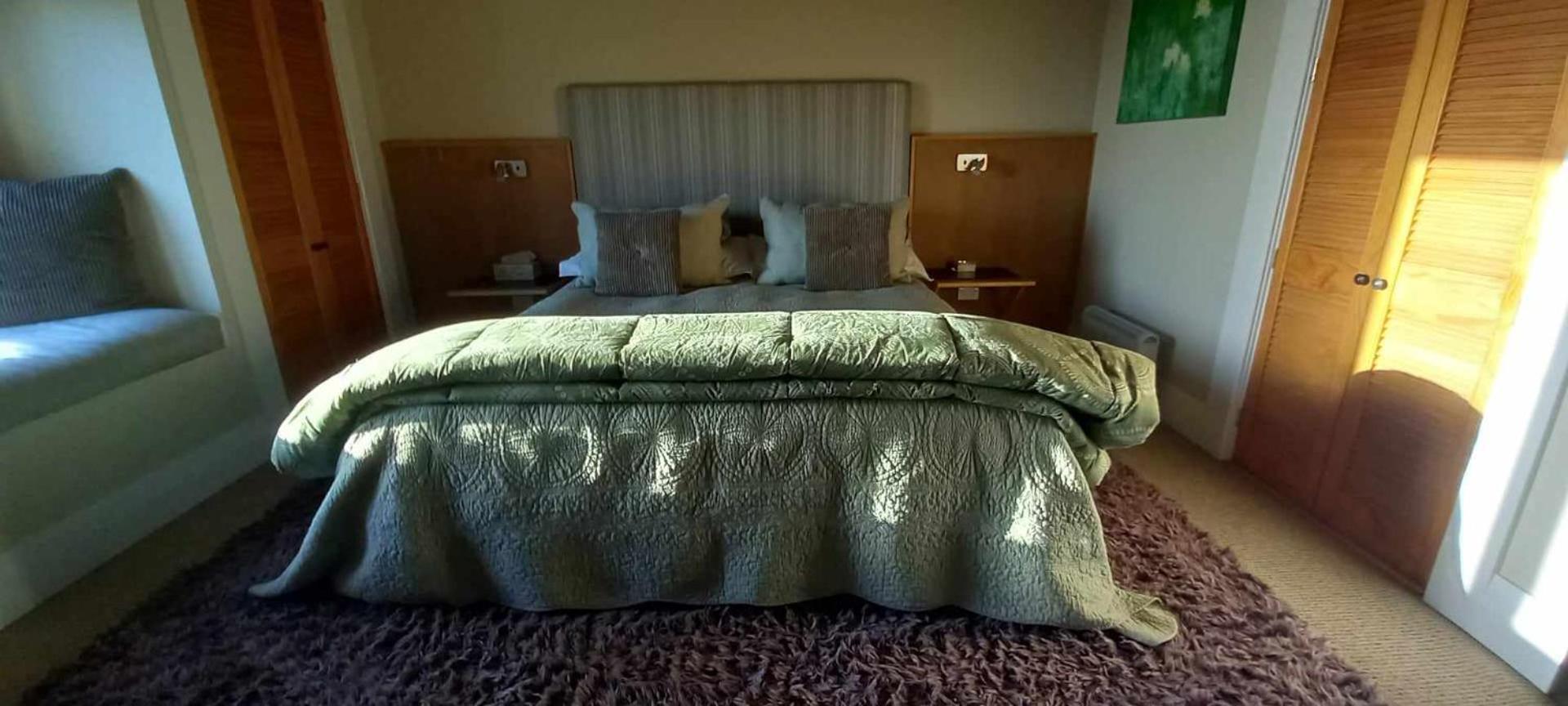 Tonix Boutique Accommodation Lawrence Bagian luar foto